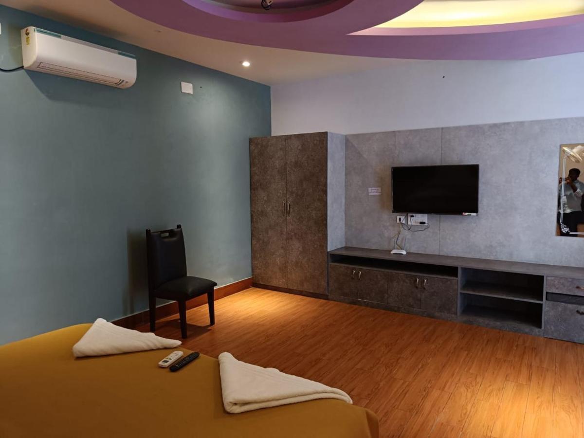 Umino Beach Resort Chennai Exterior foto